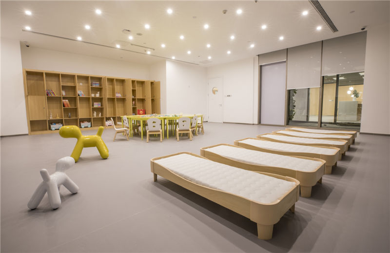 万科翡翠公园旗舰店