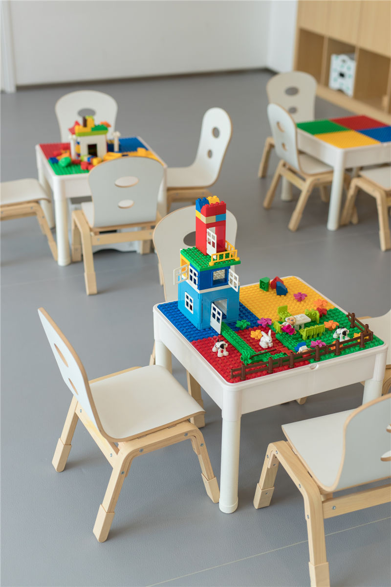 万科翡翠公园旗舰店